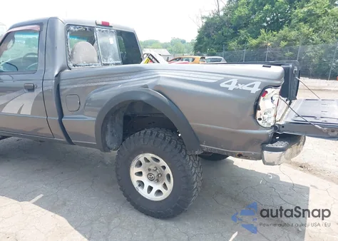 1998 Mazda B3000 Se/Sx из США, поврежденный, VIN 4F4YR13U8WTM07754